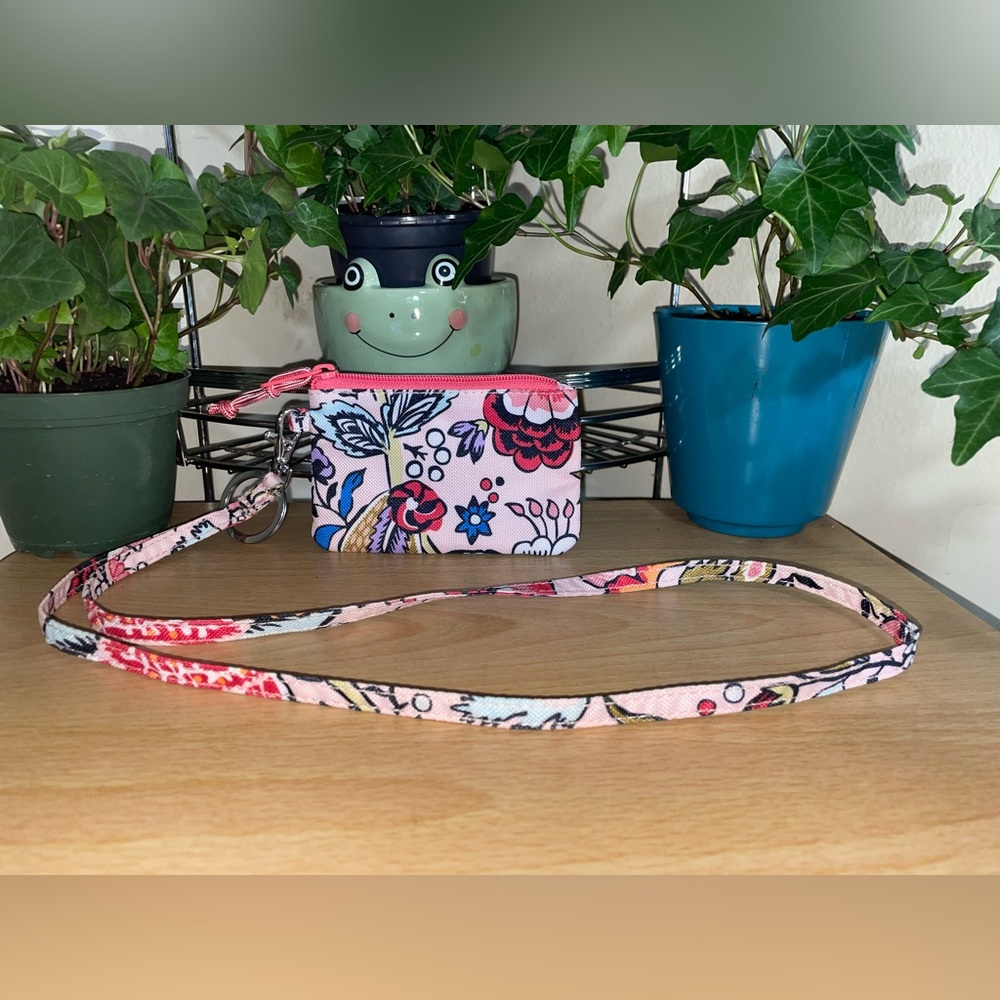 Vera Bradley Set of Bags. - Picture 8 of 15